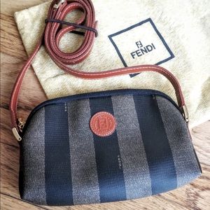 FENDI vintage crossbody bag like new